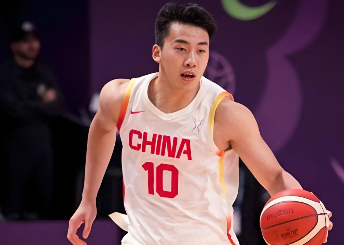 开云体育网站-18分14板！中国男篮21岁小将，打出巨星水平 球迷：真厉害